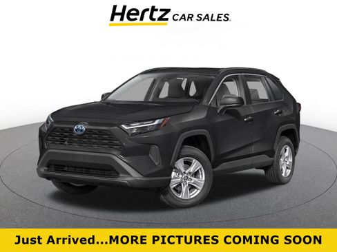 Used 2025 Toyota RAV4 LE AWD/4WD image 1