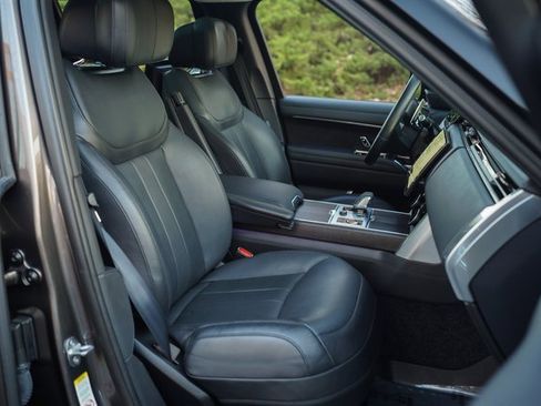 Used 2022 Land Rover Range Rover Long Wheelbase First Edition image 25