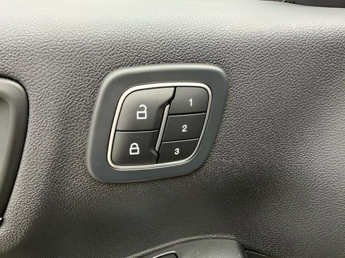 Used 2023 Ford Escape Active w/ Tech Pack #2 AWD/4WD image 23