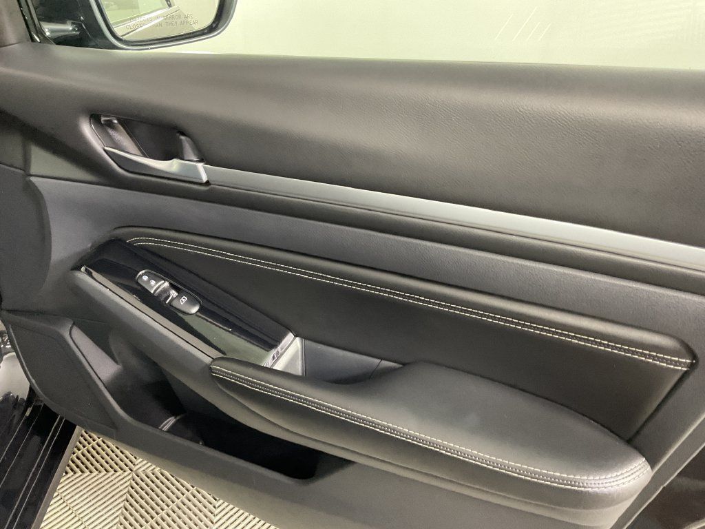 Used 2022 Nissan Altima 2.5 SL FWD image 24