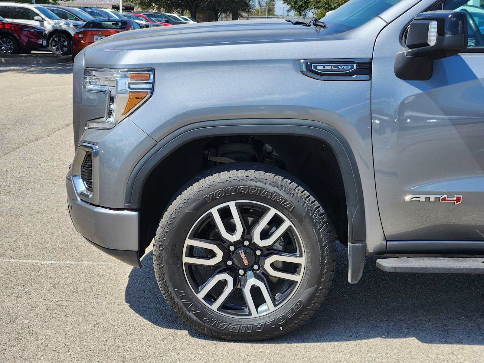 Used 2021 GMC Sierra 1500 AT4 w/ AT4 Premium Package AWD/4WD image 8