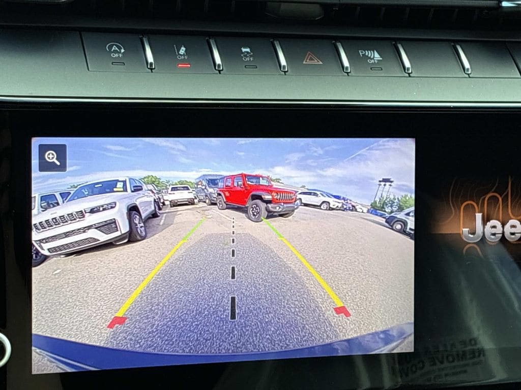 New 2026 Jeep Grand Cherokee Altitude AWD/4WD image 16