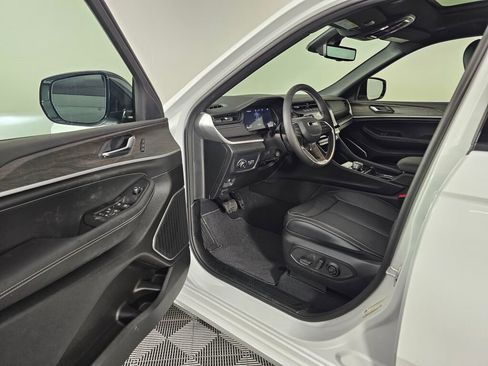 New 2026 Jeep Grand Cherokee Limited image 21