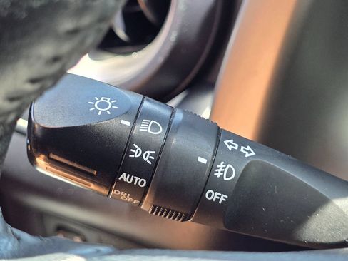 Used 2016 Toyota RAV4 XLE w/ Convenience Package FWD image 44