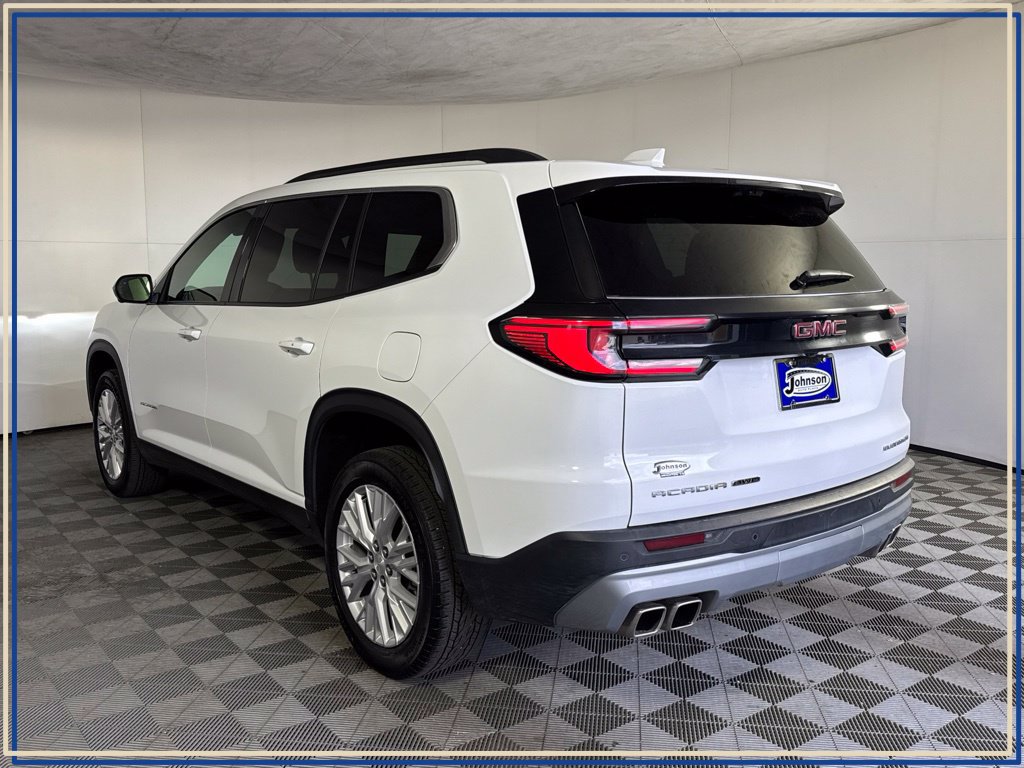 Certified 2026 GMC Acadia Elevation w/ Elevation Premium Package AWD/4WD image 12