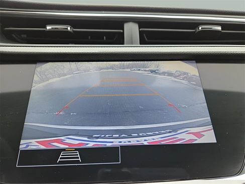 Used 2021 Buick Encore GX Preferred w/ Cold Weather Comfort Package image 19