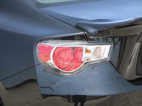 Used 2016 Scion FR-S RWD image 9
