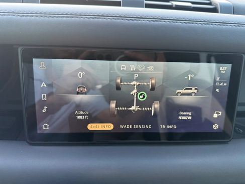 Used 2023 Land Rover Defender 110 X-Dynamic SE AWD/4WD image 33
