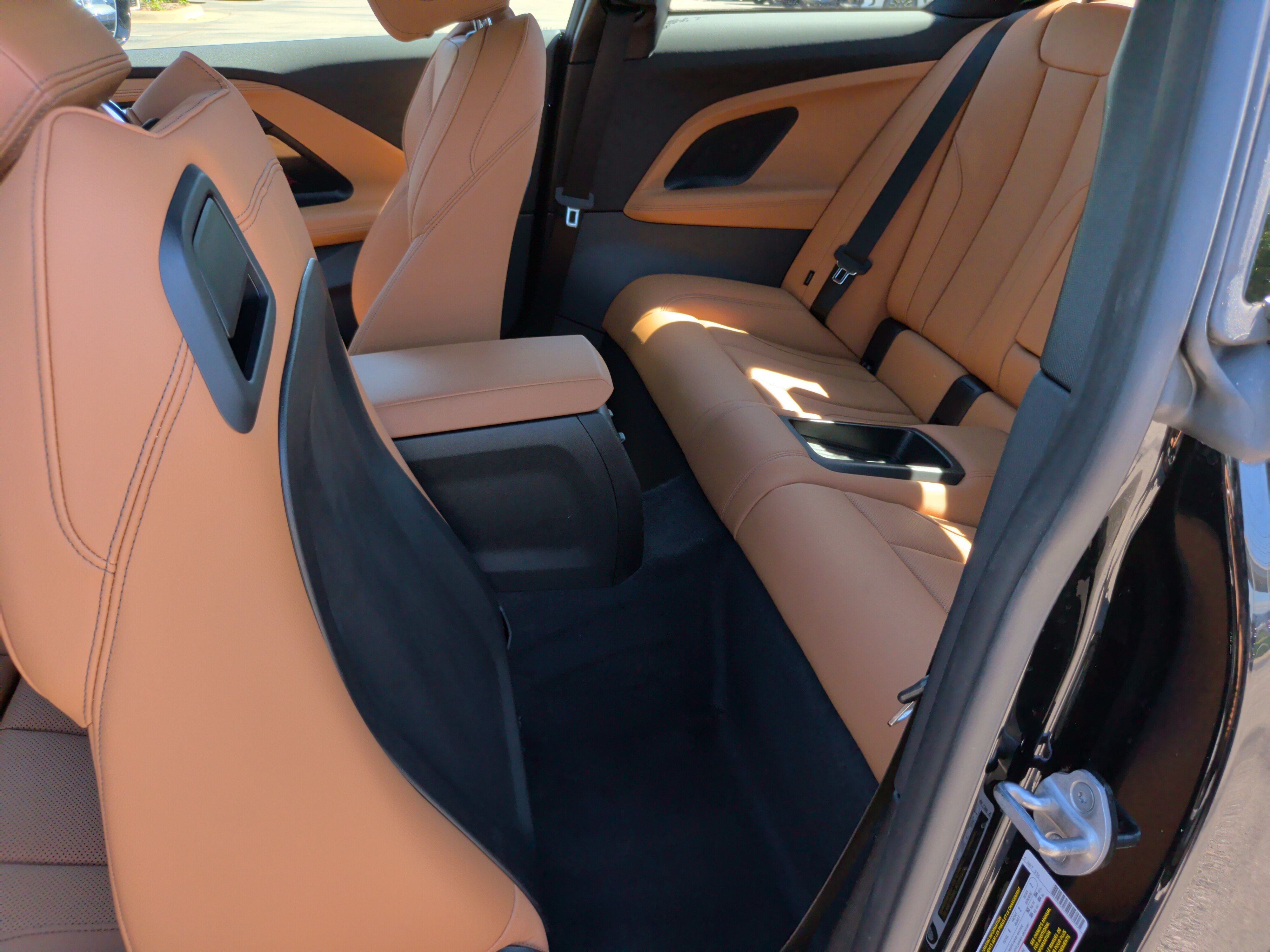 Used 2024 BMW 230i Coupe w/ Premium Package RWD image 37
