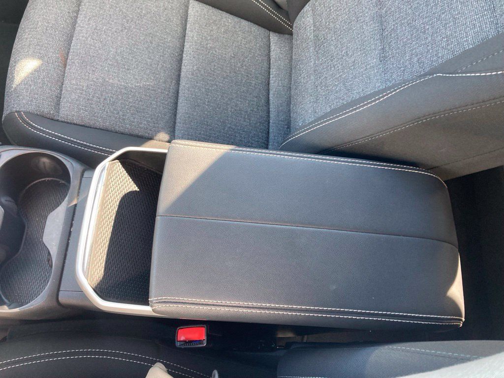 Certified 2025 GMC Terrain Elevation FWD image 30