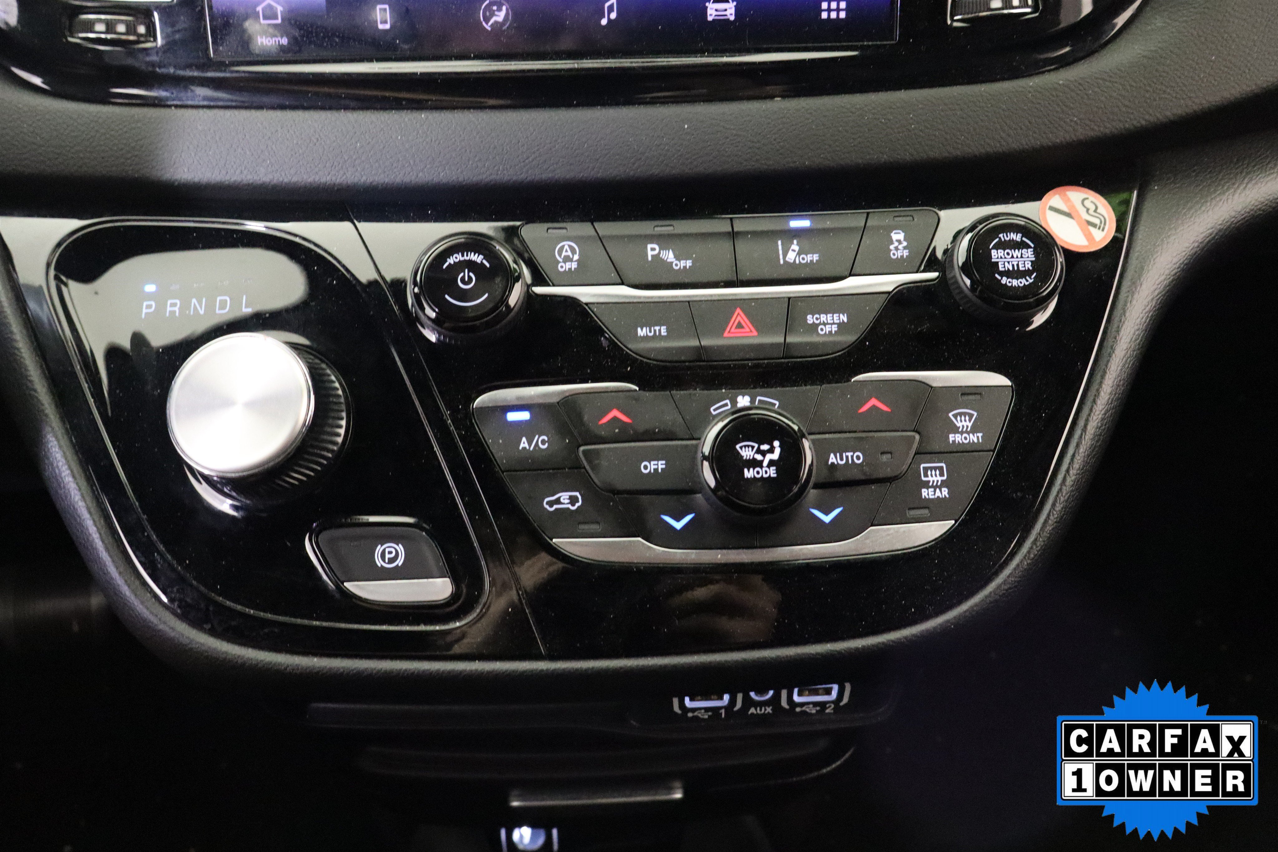 Used 2025 Chrysler Pacifica Select FWD image 26