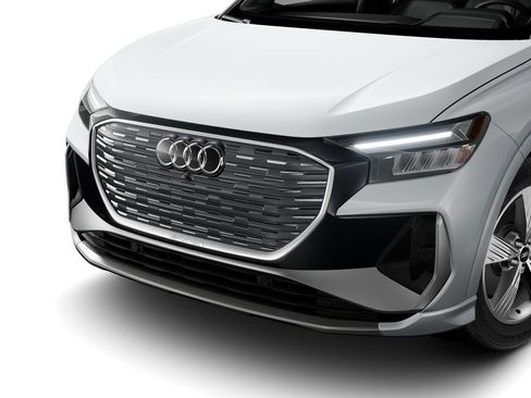 Certified 2025 Audi Q4 e-tron Premium AWD/4WD image 6