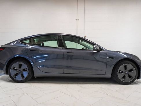 Used 2023 Tesla Model 3 Standard Range RWD image 29