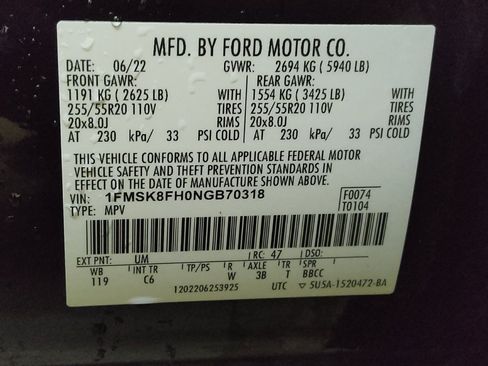 Used 2022 Ford Explorer Limited w/ Equipment Group 301A AWD/4WD image 33