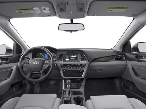 Used 2017 Hyundai Sonata Sport w/ Value Edition Package 02 FWD image 11