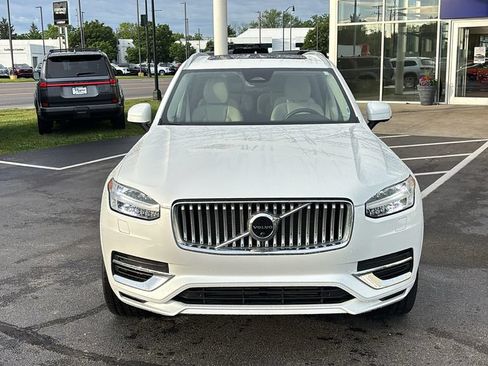 Used 2023 Volvo XC90 T8 Plus w/ Protection Package Premier AWD/4WD image 5