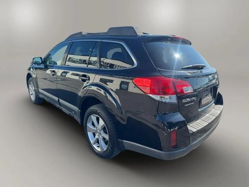 Used 2013 Subaru Outback 2.5i Premium w/ Popular Pkg 1B AWD/4WD image 8