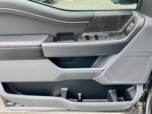 Used 2024 Ford F150 XLT image 12