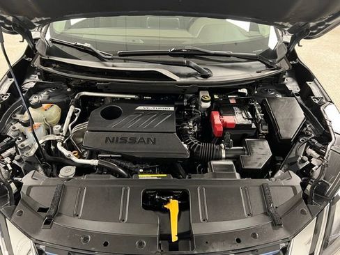 Used 2023 Nissan Rogue S image 55