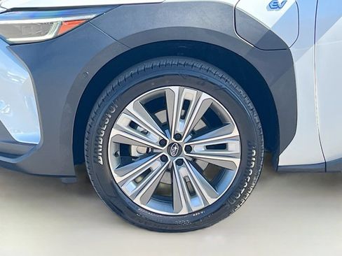 Used 2025 Subaru Solterra w/ Limited Package AWD/4WD image 31