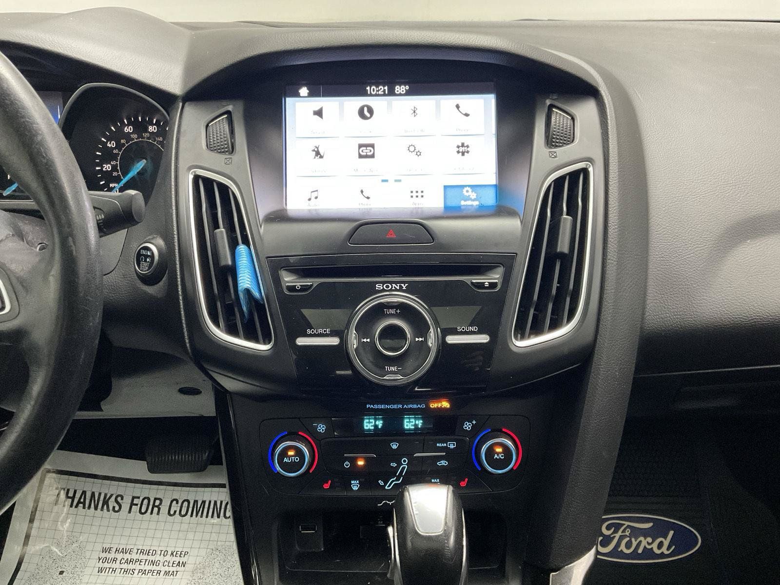Used 2017 Ford Focus Titanium FWD image 15