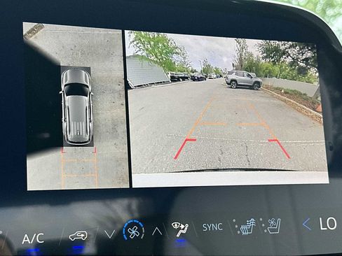 New 2026 Chevrolet Traverse High Country w/ LPO, Floor Liner Package FWD image 23
