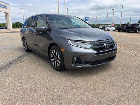 New 2026 Honda Odyssey EX-L image 7