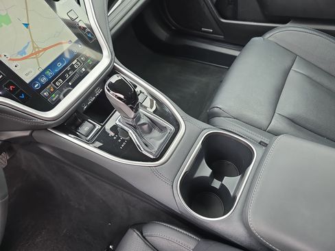 Used 2024 Subaru Outback Touring XT image 23