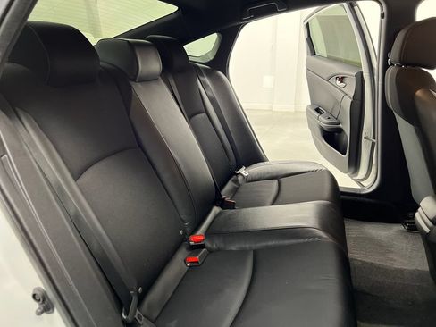 Used 2019 Honda Civic Sport image 21