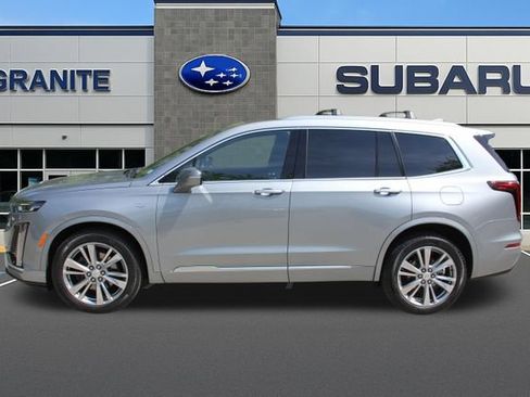 Used 2024 Cadillac XT6 Premium Luxury w/ Technology Package AWD/4WD image 7