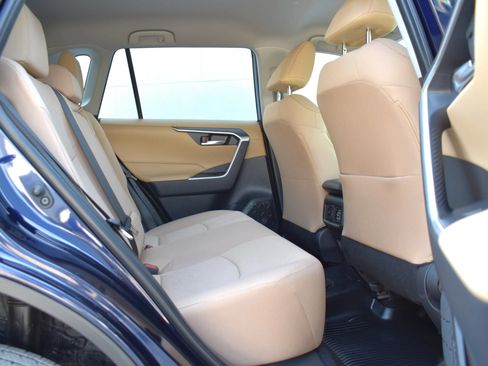 Used 2025 Toyota RAV4 XLE w/ Weather Package AWD/4WD image 24