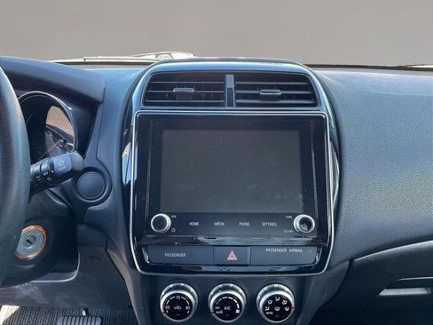 Used 2022 Mitsubishi Outlander Sport LE FWD image 9