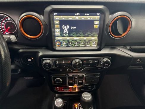 Used 2021 Jeep Gladiator Mojave AWD/4WD image 6