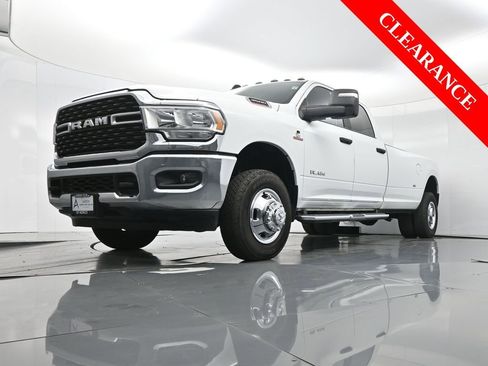 Used 2024 RAM 3500 Big Horn image 46