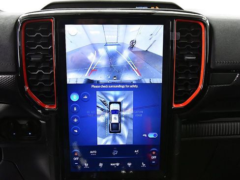 New 2025 Ford Ranger Raptor image 26