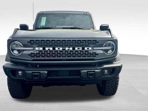 New 2025 Ford Bronco Badlands image 16