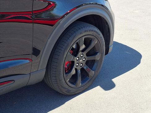 Used 2022 Ford Explorer ST w/ Equipment Group 401A image 27