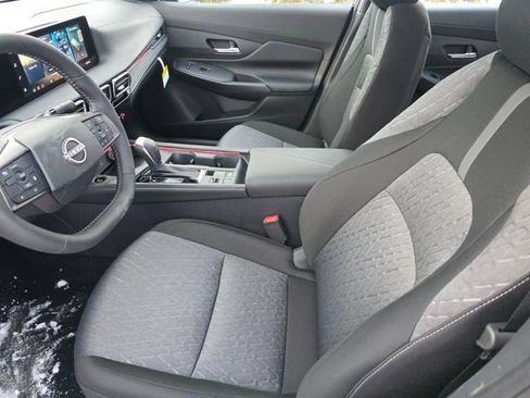 New 2026 Nissan Sentra SV w/ SV Convenience Package FWD image 28