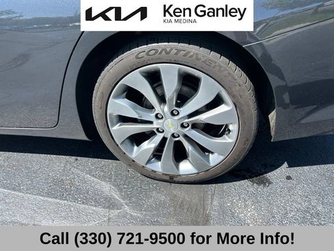 Used 2016 Chevrolet Malibu Premier w/ Driver Confidence Package II FWD image 21
