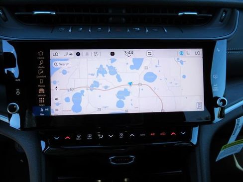 New 2026 Jeep Grand Cherokee Limited w/ Luxury Tech Group II RWD image 23