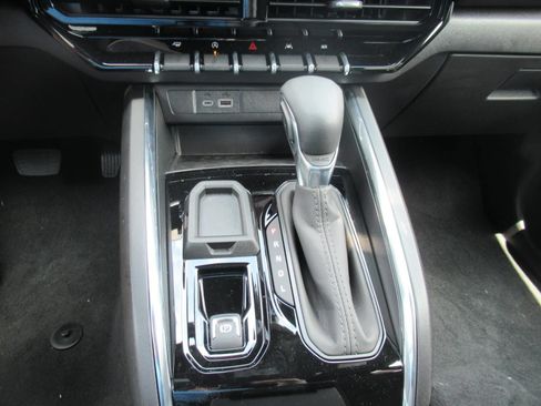 New 2026 GMC Canyon Elevation w/ Convenience Package RWD image 29