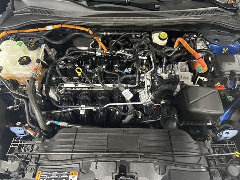 Used 2022 Ford Escape SE image 30