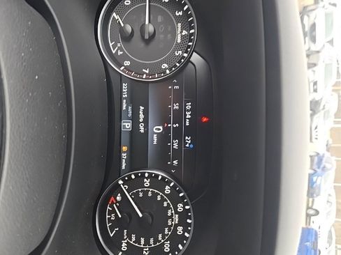 Used 2024 Nissan Armada SL w/ Midnight Edition Package image 16