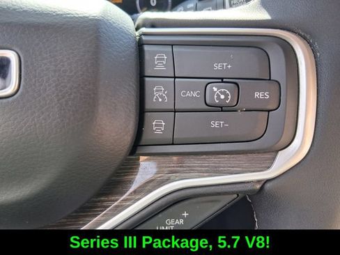 Used 2022 Jeep Wagoneer Series III w/ Convenience Group I RWD image 27