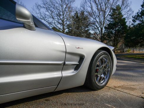 Used 2003 Chevrolet Corvette Z06 w/ Memory Package, 3 Drivers image 31