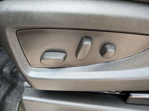 Used 2016 GMC Yukon Denali w/ Open Road Package image 25