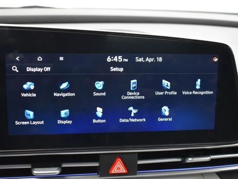 Used 2025 Hyundai Elantra Limited image 31