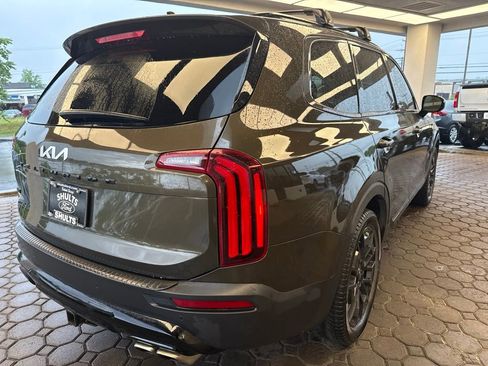 Used 2022 Kia Telluride SX w/ SX Prestige Package AWD/4WD image 6