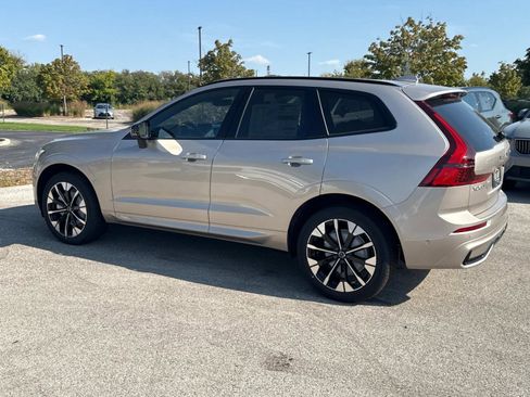 New 2026 Volvo XC60 B5 Plus w/ Climate Package image 5