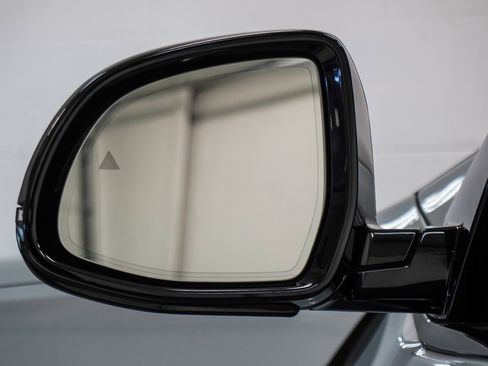 Used 2023 BMW X4 xDrive30i w/ M Sport Package image 44